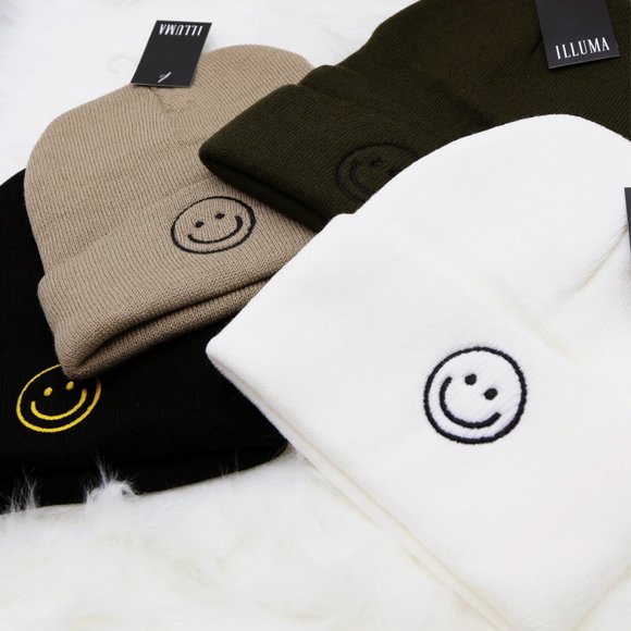 NEW Smile Smiley Happy Face Emoji Embroidered Cozy Soft Warm Rib Knit Beanie Hat - Picture 6 of 14